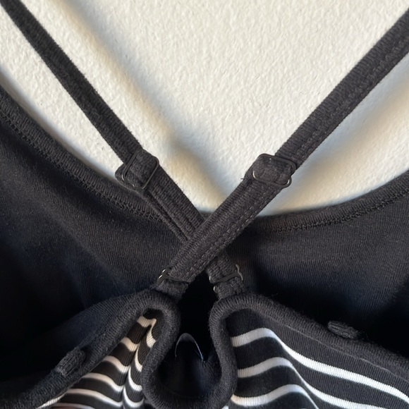 GAP Modern convertible strap midi dress. Black/ white - Picture 6 of 8